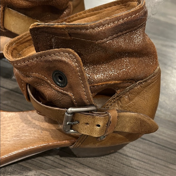 Mix Mooz Brown Leather Sandals - Picture 2 of 7